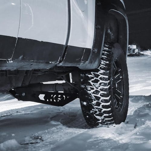 Customer photo review of KSP Traction Bar for 2007-2018 Chevy Silverado GMC Sierra 1500 0-7.5 inches Lift, Rear Axle Leaf Spring Stabilizing Brackets Lift Kits