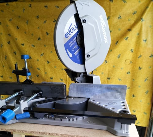 Customer photo review of Scie à onglet 355mm Evolution S355MCS pour la découpe du métal