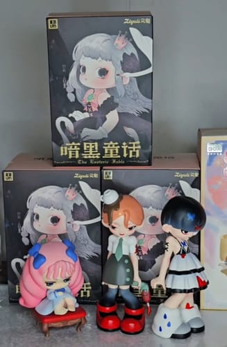 Customer photo review of Yandere Girl Academy Series Blind Box