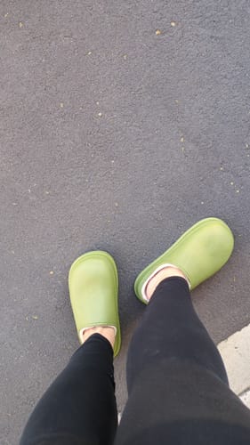 Customer photo review of Cloud Slides - Cozy Fur Green