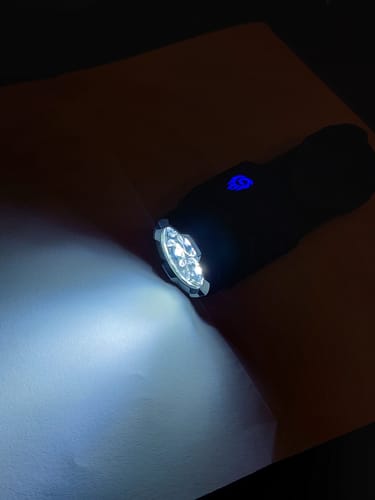 Customer photo review of Mini-Taschenlampe mit dreiäugigem Monster