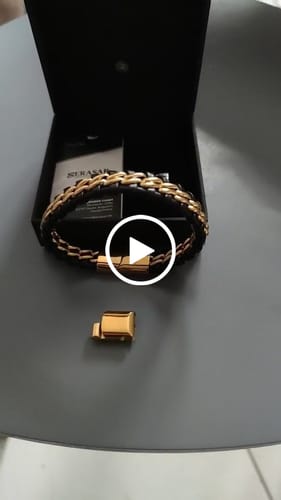 Customer video review of Lederarmband "Steel"