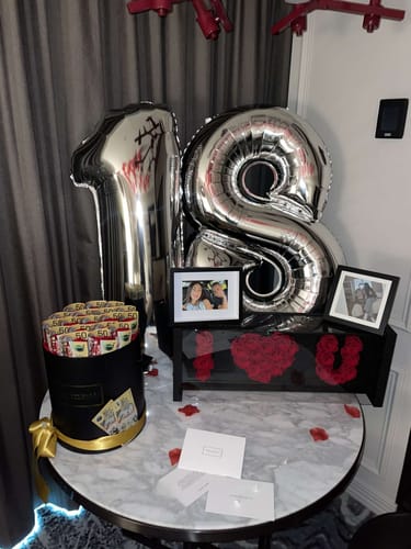 Customer photo review of I Love You Everlasting Acrylic Rose Box