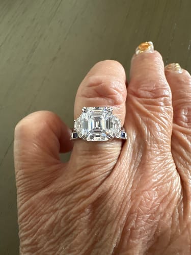 Customer photo review of Louily Stunning 4.5 Carat Asscher Cut Three Stone Women's Engagement Ring In Sterling Silver