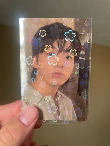 Customer photo review of PREMIUM HOLOGRAPHIC PHOTOCARD SLEEVES - SAKURA VERSION