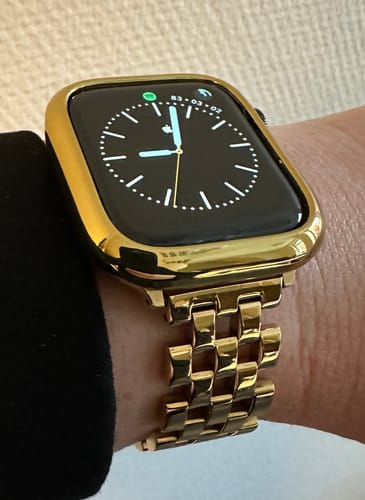 Customer photo review of Shiny Case for the Apple Watch (Series 4-9, SE2)