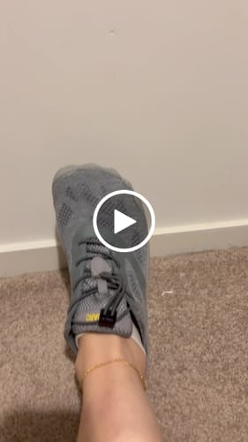 Customer video review of SmartⅠ - Barefoot Shoes