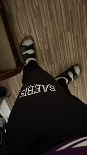 Customer photo review of Lifestyle Herren Jogginghose schwarz mit Stickerei by SAEBIS®