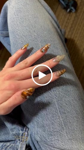 Customer video review of Galaxy Amber