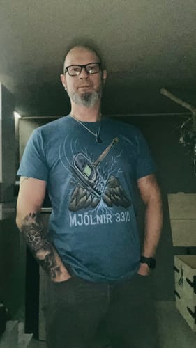 Customer photo review of Mjölnir 3310 - Herren Shirt