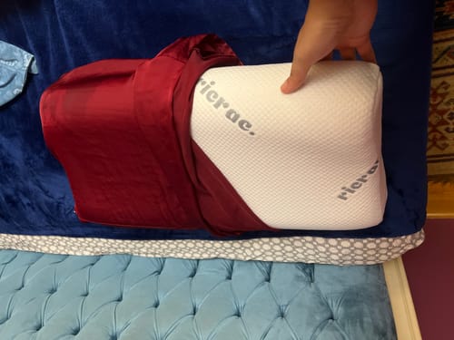 Customer photo review of Contour Memory Foam Pillow suitable for Neck & Shoulder Pain