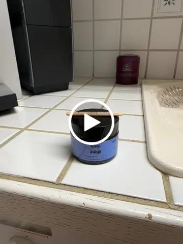 Customer video review of Shilajit-Harz