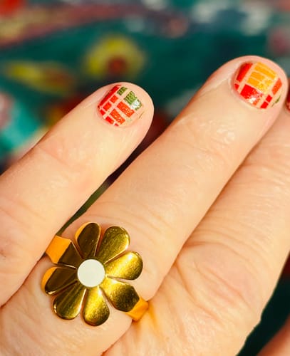 Customer photo review of DAISY RING