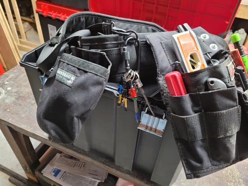 Customer photo review of Perkins Builder Brothers 6-Piece Quick-Change Screwdriver Carabiner Bit Holder Set