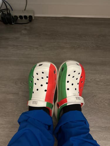 Customer photo review of Italy Clogs shoes