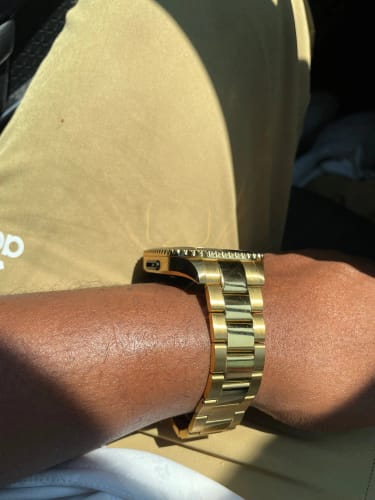 Customer photo review of Prestige ArmorLink Apple Watchband
