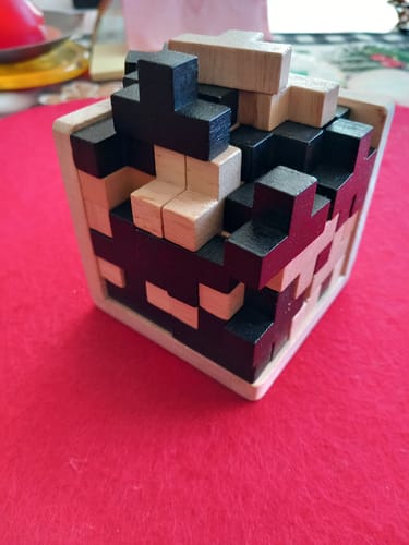 Customer photo review of Hölzernes Intelligenzspielzeug Brain Teaser Game