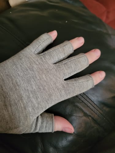 Customer photo review of Premium Onecompress™ Gloves