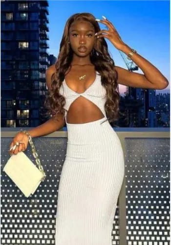 Customer photo review of HD 13x4 Chocolate Brown Lace Front Human Hair Wigs For Women Body Wave Transparent 360 Full Lace Frontal Wigs On Clearance Sale