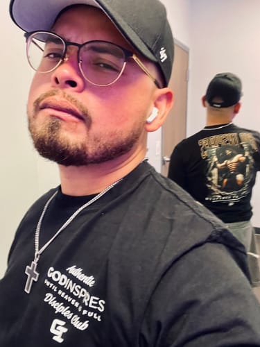 Customer photo review of Theophany 'Samson' Premium Heavyweight T-Shirt
