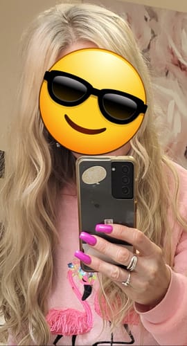 Customer photo review of 20" Wavy Clip In Hair Extensions