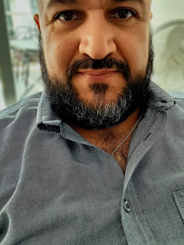 Customer photo review of Aceite y Shampoo Para Barba - Paquete 6 Piezas