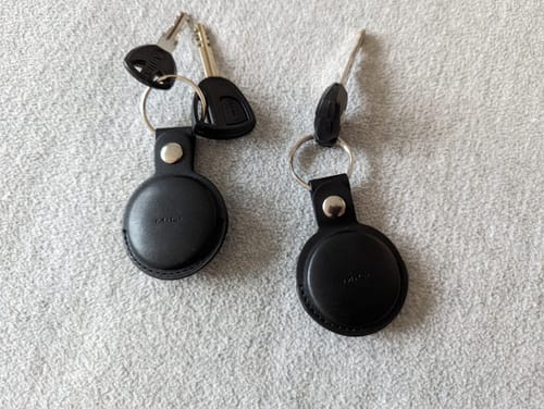 Customer photo review of MiTag 1-Pack with Leather Case (Black)