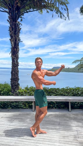 Customer photo review of Men's Classic Sol Short, Forest Green