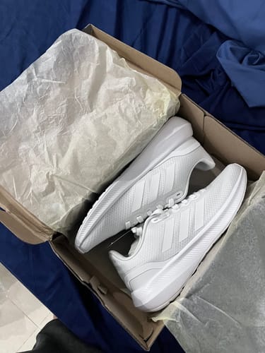 undefined review of adidas Women's Runfalcon 3.0 Running Shoes image 1 out of 3