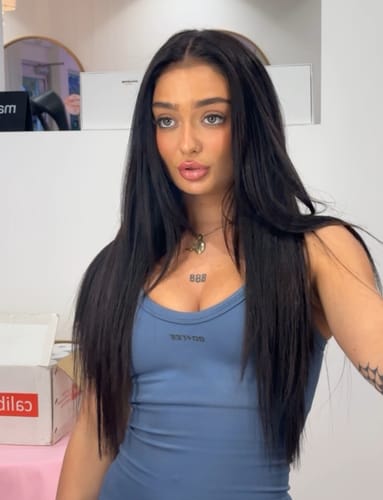 Customer photo review of 22" Machine Weft Hair Extensions (Weave) 1pc/50g