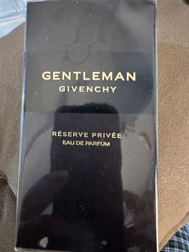 Customer photo review of Givenchy Gentleman Reserve Privée Eau De Parfum