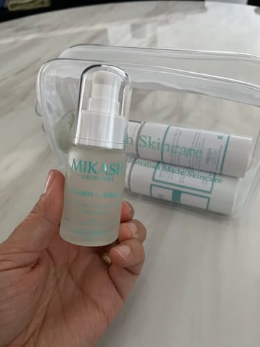 Customer photo review of Mikash trial size skincare set
