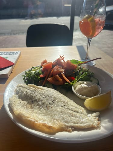 Customer photo review of Large Teardrop Placemat - Flowering Gum