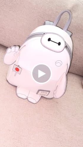 Customer video review of 707 Street Exclusive - Loungefly Disney Glow in the Dark Talking Baymax Mini Backpack