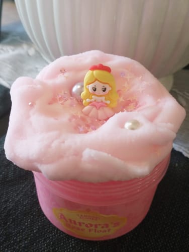 Customer photo review of Aurora's Rose Float