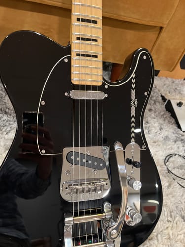 Customer photo review of Redtail Stripe - Telecaster Pickguard - Black/Cream/Black