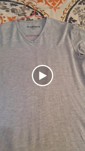 Customer video review of Playera de Bambú Cuello-V Hombre