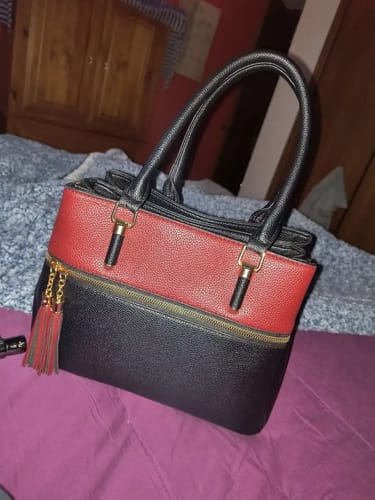 Customer photo review of Women's Large Capacity Soft Leather Tassel Shoulder Bag