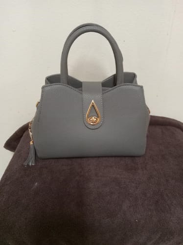 Customer photo review of Women's Modern Fashion Leather Handbag