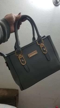 Customer photo review of Women's Bulky Leather Shoulder Bag