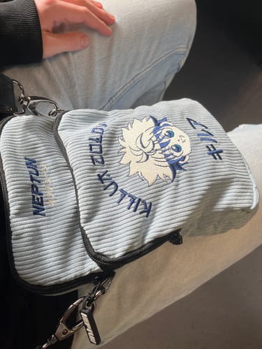 Customer photo review of Killua Cross Bag
