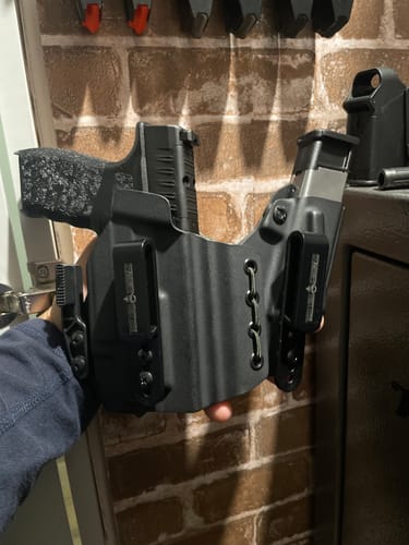 Customer photo review of ZULU LIGHT BEARING AIWB