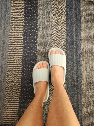 Customer photo review of Cloud Slides - Original