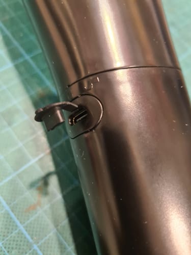 Customer photo review of Professionelle Munddusche / Irrigator für Zahn- & Mundpflege mit 5 Aufsätzen / 5 Modi und 6 Druckstufen / IPX7 Wasserdicht / Geräuscharm / Für zu Hause und Reisen