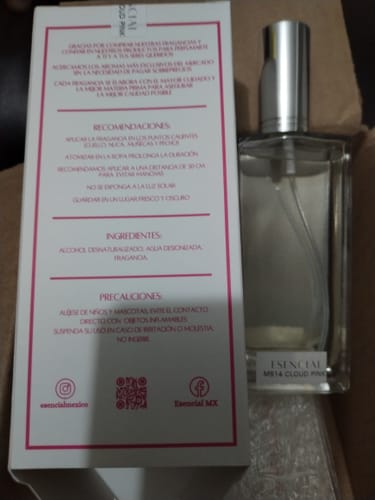 Customer photo review of M152 Inspirado en: Cloud - Ariana Grande