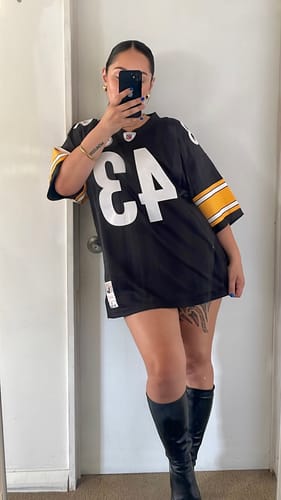 Customer photo review of Mitchell & Ness Pittsburgh Steelers Troy Polamalu #43 '05 Legacy Jersey