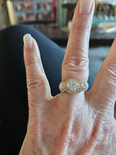 Customer photo review of 1.75-7.25 CT Round Cut Diamonds - Three Stone Rings