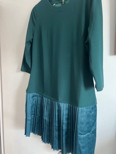 Customer photo review of Kleid mit plissierten Einsätzen und einfarbigen Farben