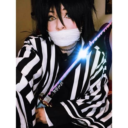 Customer photo review of Kimetsu no Yaiba Demon Slayer Obanai Iguro Cosplay Kostüm Kimono