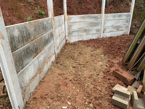 Customer photo review of 8ft Slotted Intermediate Concrete Fence Post